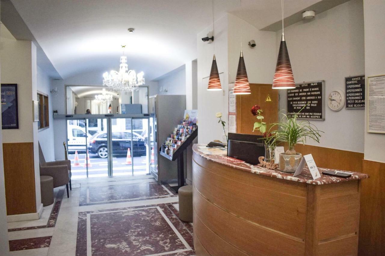 Little Palace Nice Bagian luar foto